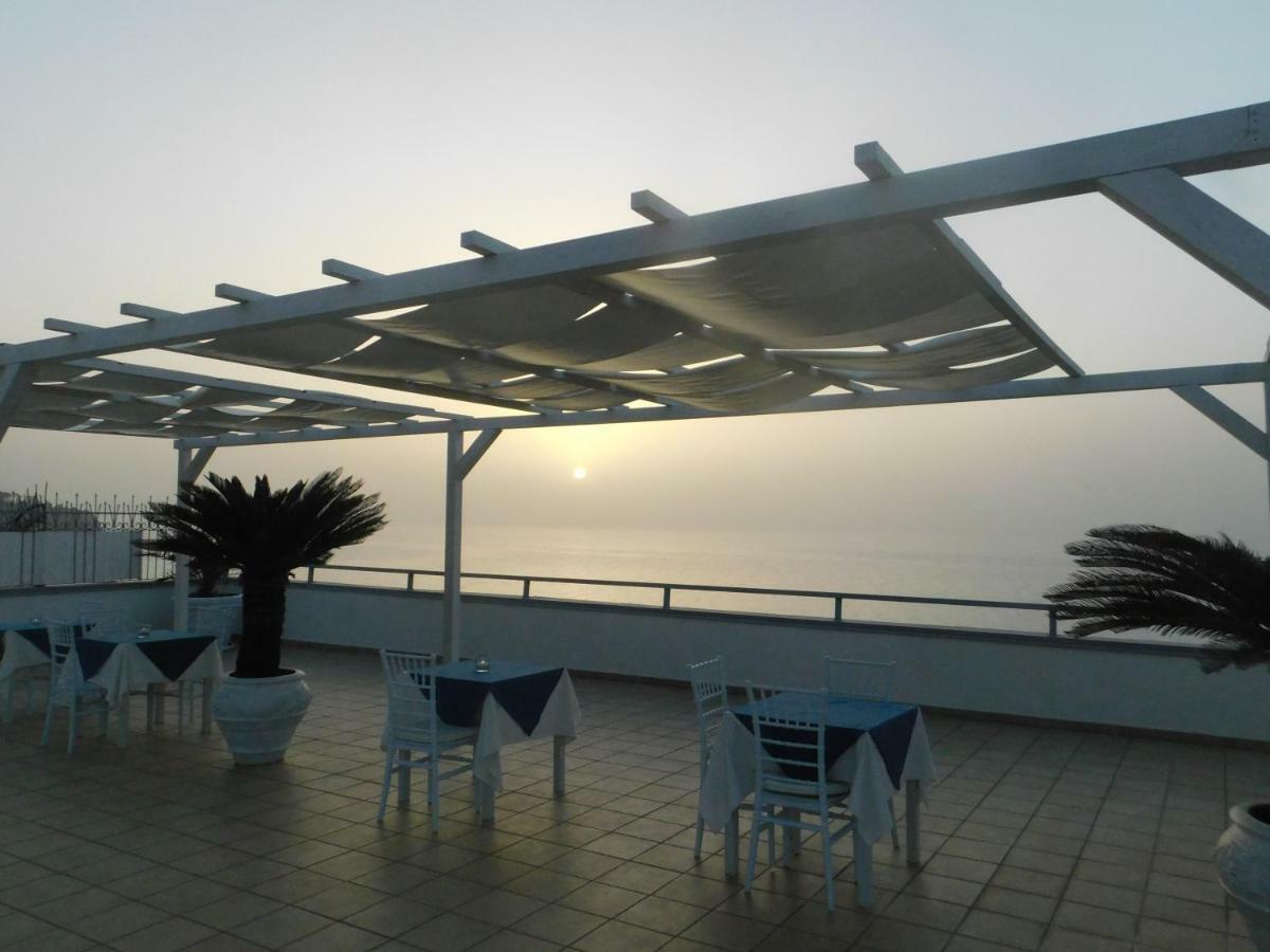 La Porta Del Mare Hotel Tropea Bagian luar foto